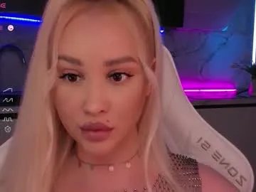 blond_diamond from Chaturbate