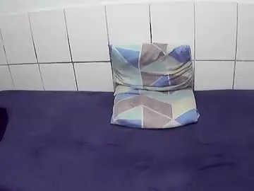 bolado23 from Chaturbate