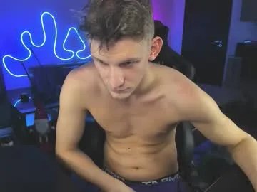 bradmaloney from Chaturbate