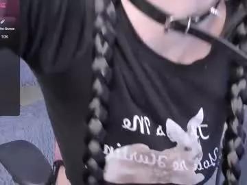 broodmommyy3 from Chaturbate