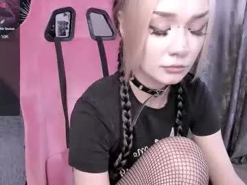 broodmommyy3 from Chaturbate
