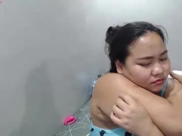 Bubblebuttpinay from Chaturbate