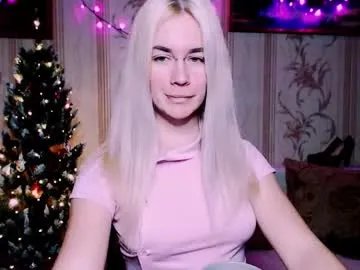 carinfox from Chaturbate