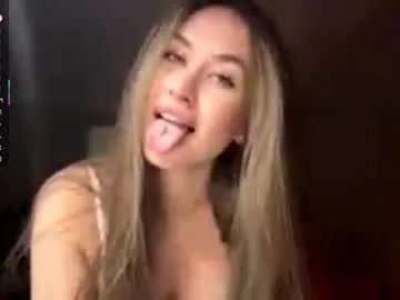 carrybodrick from Chaturbate