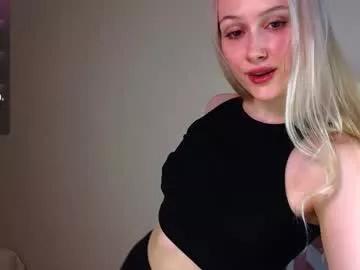 caseylabow from Chaturbate is Freechat