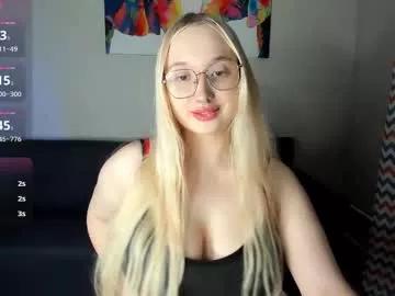 Cassie_rosss from Chaturbate