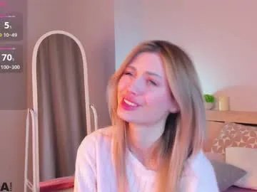 cherry_pr1ce from Chaturbate