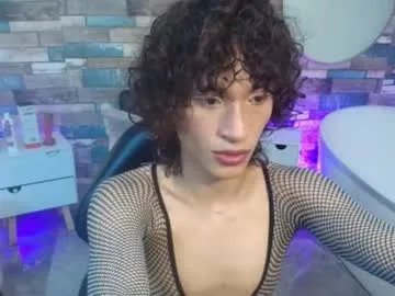 chipi_tay from Chaturbate