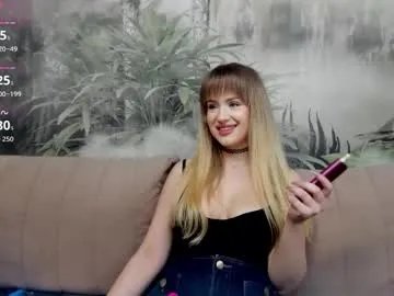 chloeebee from Chaturbate