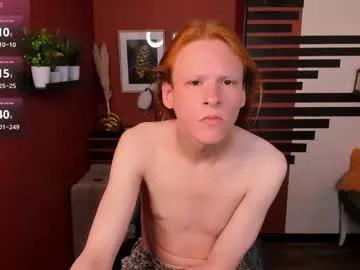 Naked Room chloevalentinee 