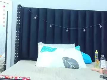 Naked Room colombia_mommy_ 