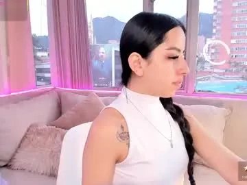 daphne_chers from Chaturbate