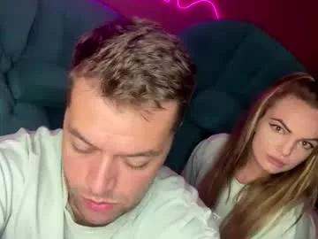 deeplookscouple from Chaturbate