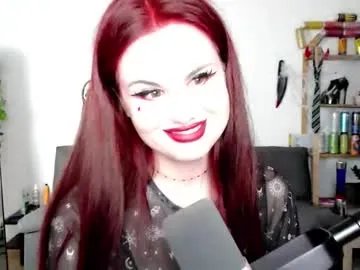 dellacrush_ from Chaturbate