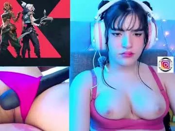 demi_chan from Chaturbate