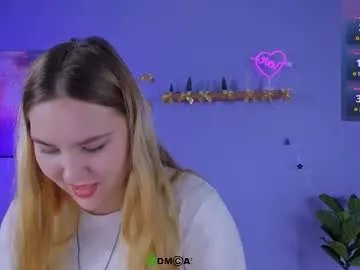 dina_bloom from Chaturbate