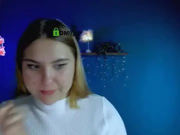 dina_bloom from Chaturbate