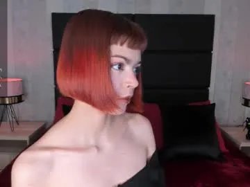 dolyconor from Chaturbate