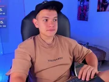 dunkan_kravitz from Chaturbate