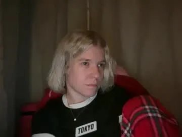 ebony8ivory from Chaturbate