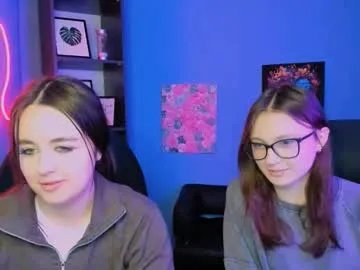 elani_grey from Chaturbate