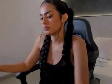 elara_bloom_ from Chaturbate