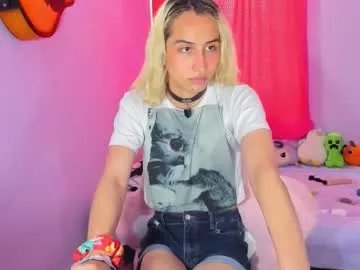 elisdarling from Chaturbate