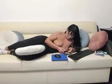 ella_sweety0 from Chaturbate