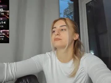 ella_vee from Chaturbate