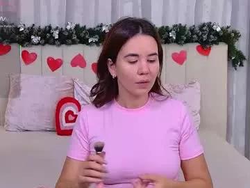 ellaander from Chaturbate