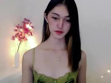 Ellamiller69 from Chaturbate