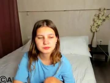 Elle_ellise from Chaturbate
