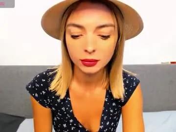 Ellen_flow from Chaturbate