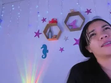 emiily_parkerr from Chaturbate