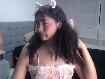 emiily_smith1_ from Chaturbate