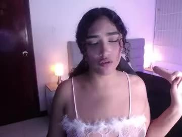 emiily_smith1_ from Chaturbate