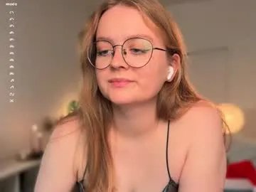 emilyforelsket from Chaturbate