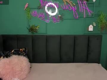 Emma_adorablle from Chaturbate