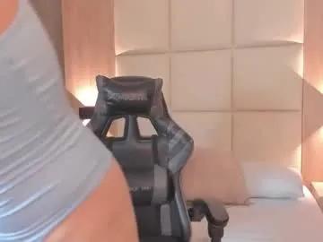 Emma_fhox from Chaturbate