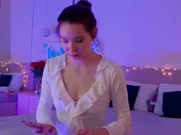 emma_plux from Chaturbate