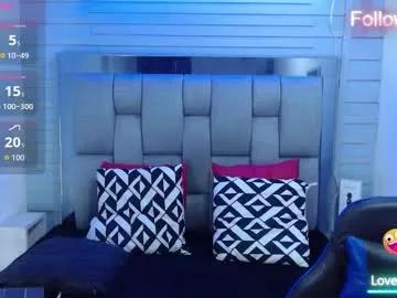 evelin_zaens from Chaturbate
