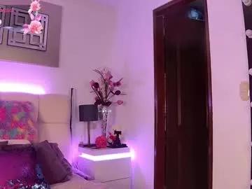 evelynagrey from Chaturbate