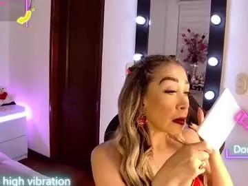 evelynagrey from Chaturbate