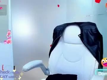 evelyne_rose from Chaturbate