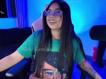geminis11 from Chaturbate