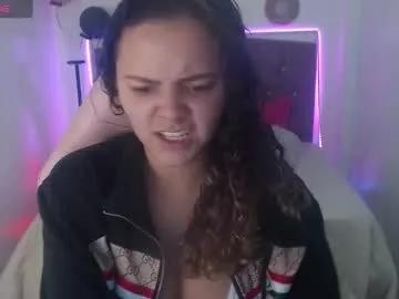 giia_moroe from Chaturbate