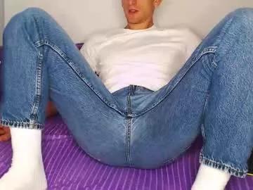 golov176 from Chaturbate