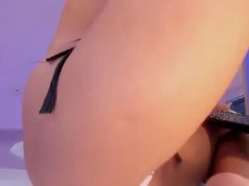 hade_rosse from Chaturbate