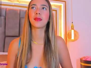 Hannabronw from Chaturbate