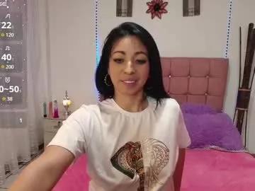 Hannagomez_11 from Chaturbate